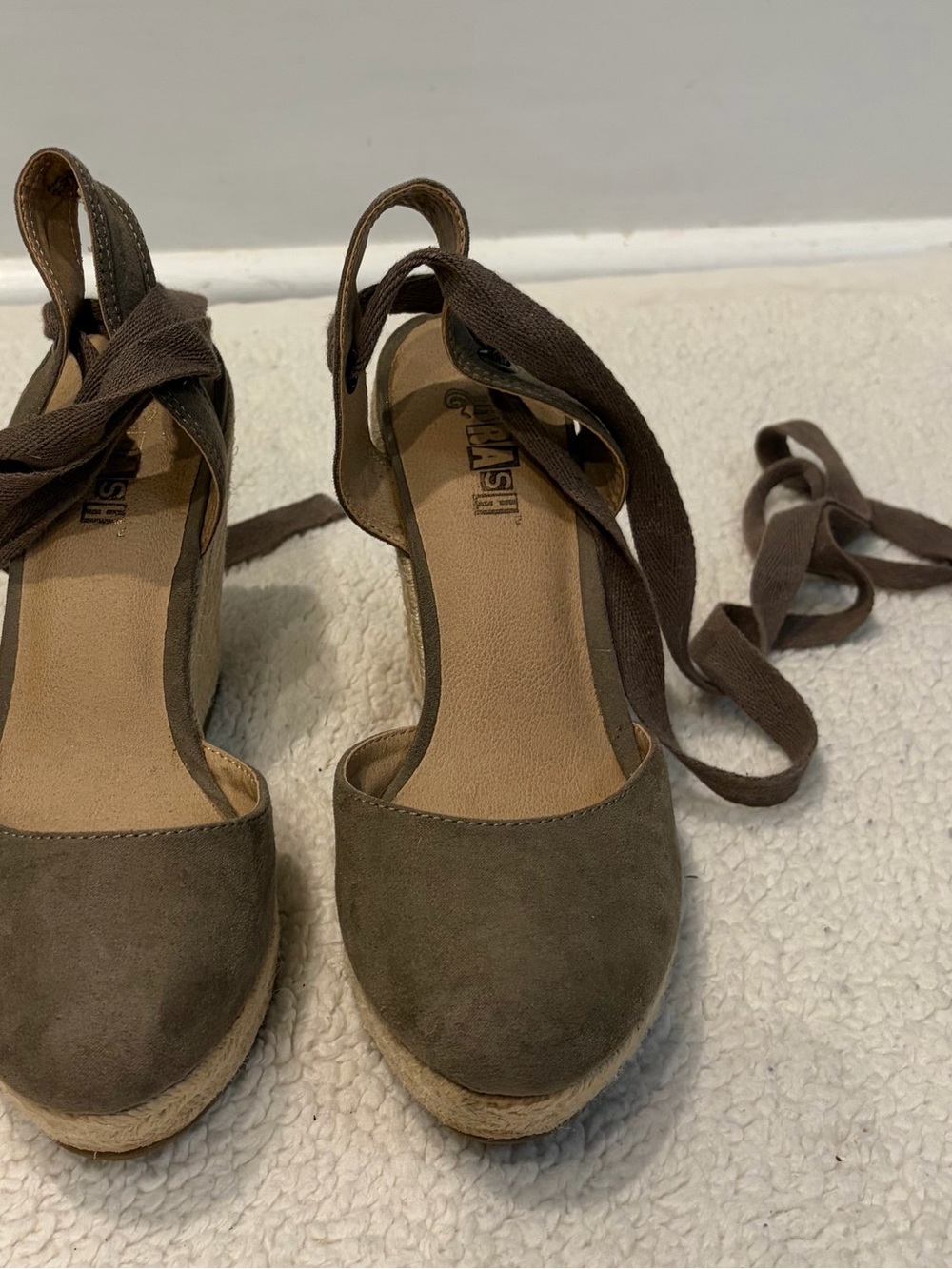 Brash Brown Lace-Up Espadrille Wedge Sandals (Size 6.5)